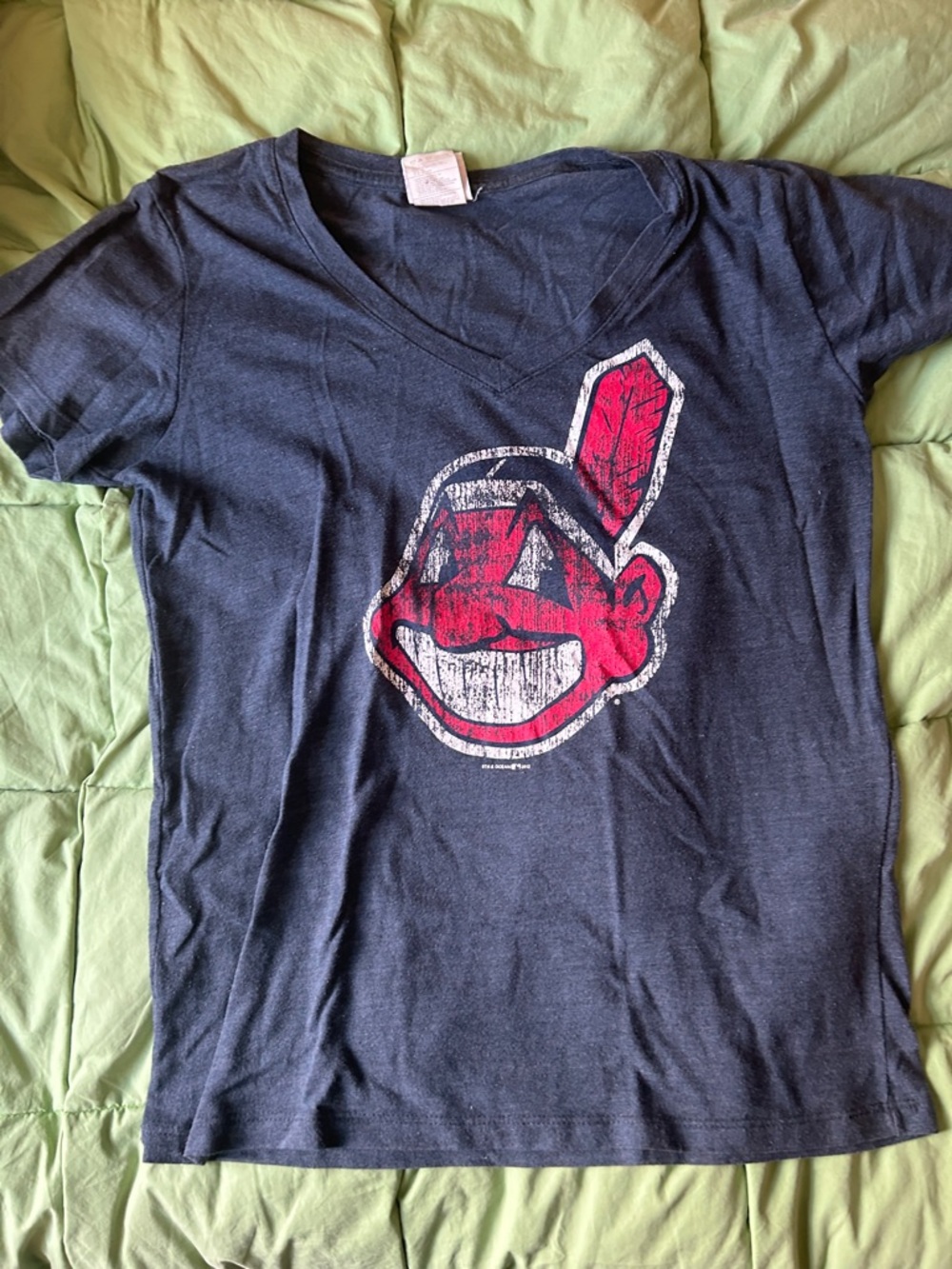 RARE Cleveland Sports team t shirt